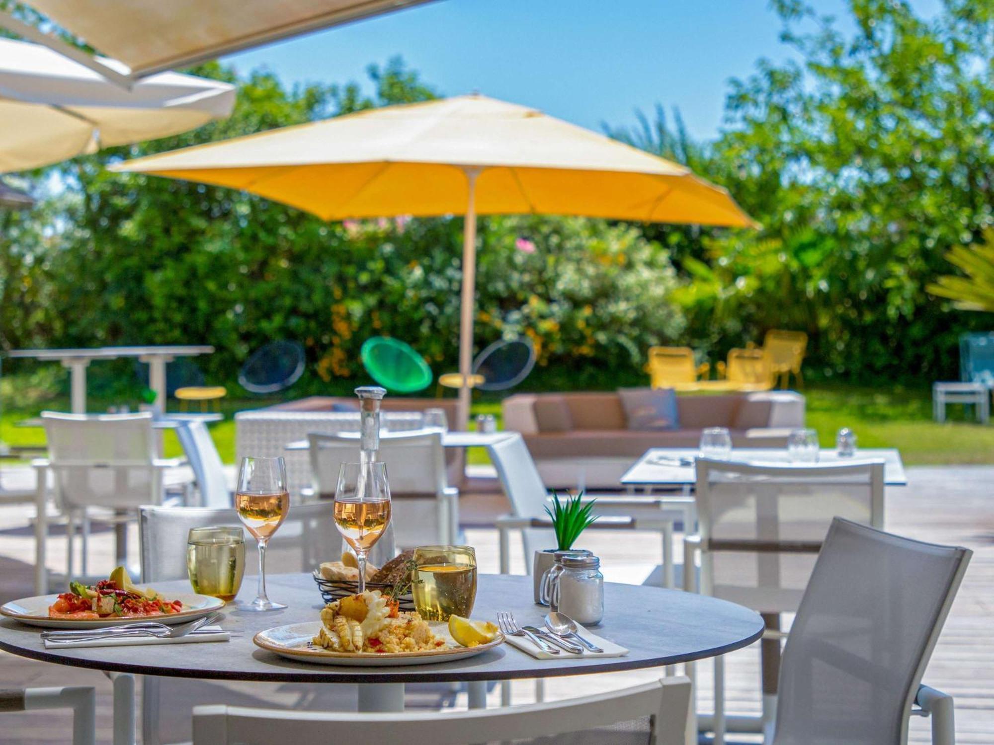 Mercure Hyères Centre Côte d'Azur Extérieur photo