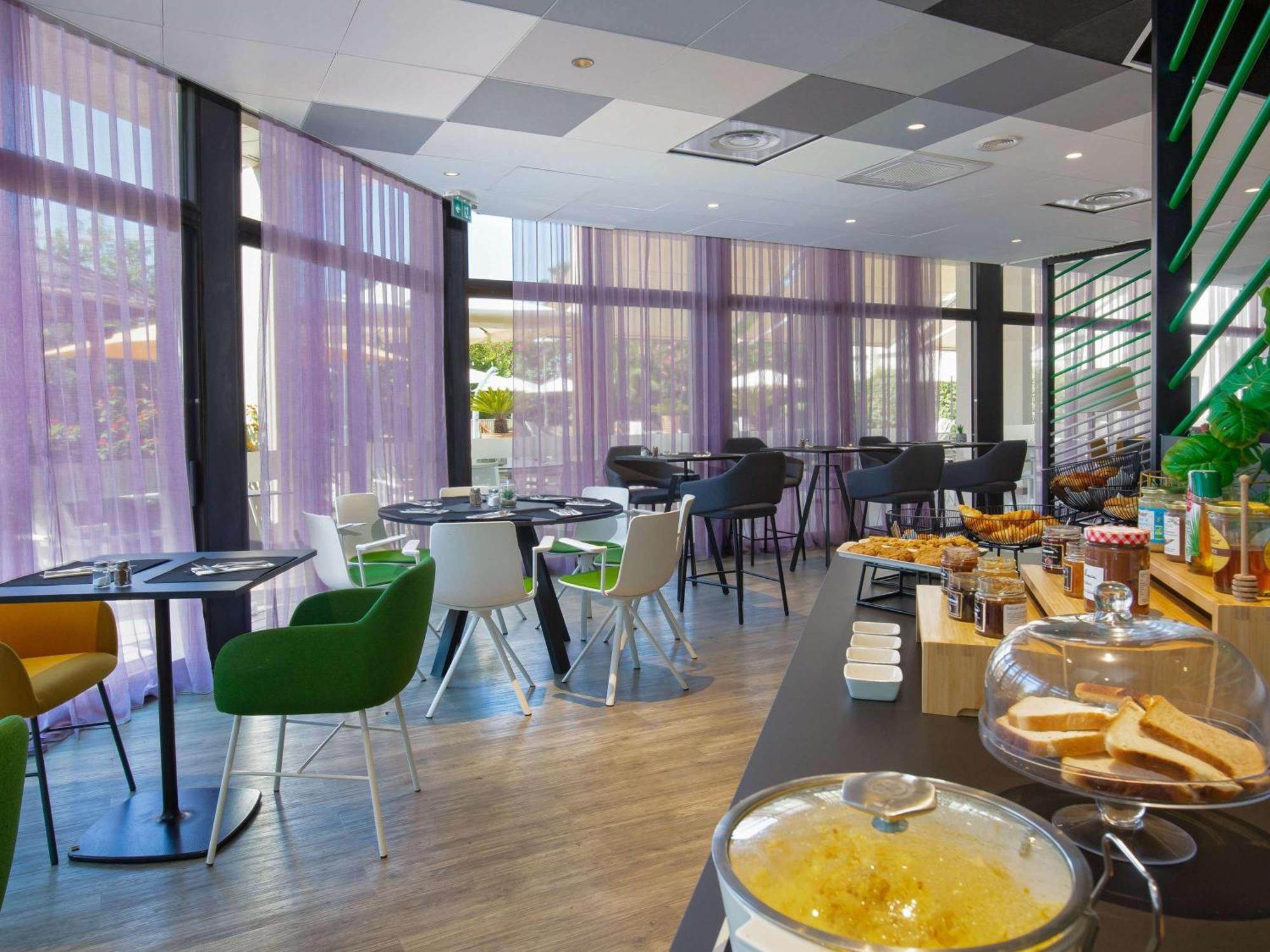 Mercure Hyères Centre Côte d'Azur Extérieur photo