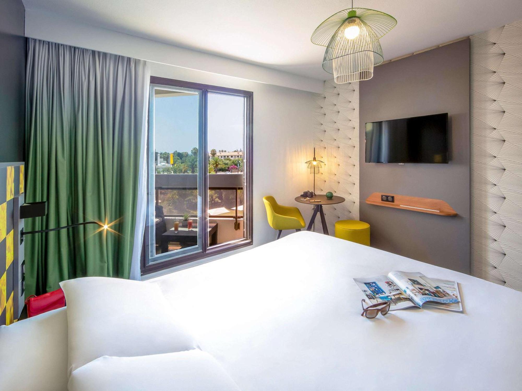 Mercure Hyères Centre Côte d'Azur Extérieur photo